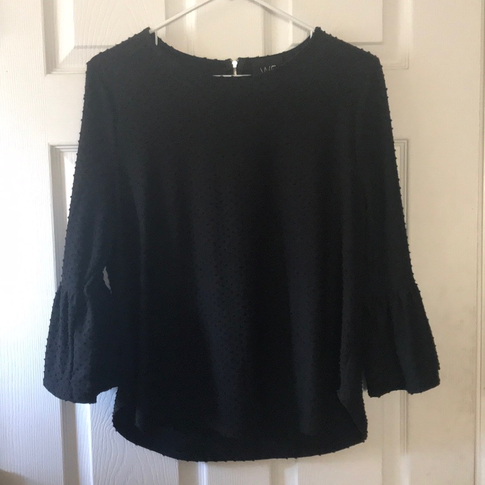 W5 textured top